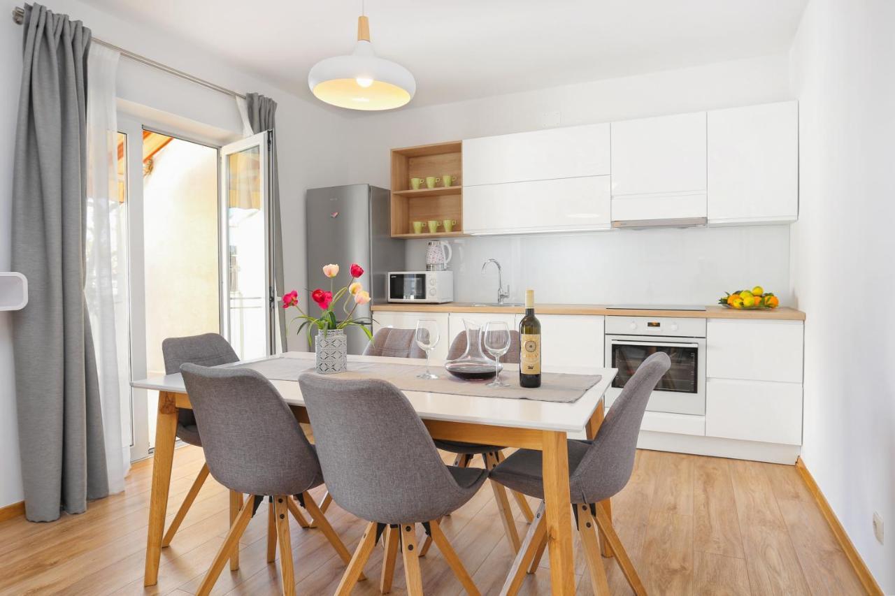 Apartments By The Sea Podgora, Makarska - 2594 Εξωτερικό φωτογραφία